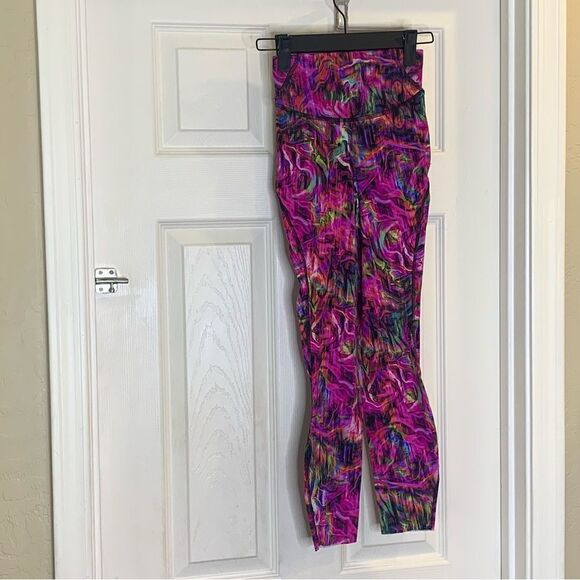 Lululemon Fast and Free High-Rise Tight 25" Size 0 Hyper Flow Pink Multi - Picture 2 of 9